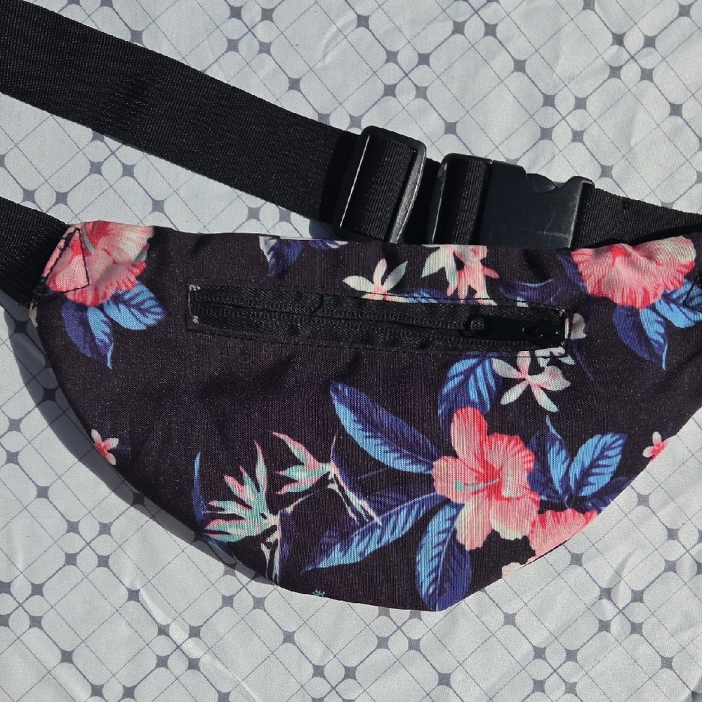Empyre Black Floral Waist Bag - Picture 3 of 11